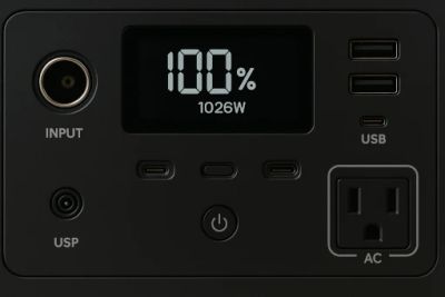 Różnorodne porty wyjściowe przenośnej stacji zasilania