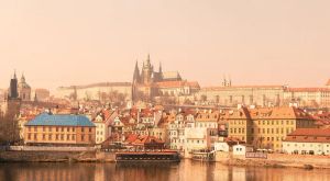 Filtry rekuperatora usuwające alergeny i zanieczyszczenia z powietrza w systemie wentylacji.