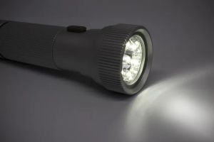 Inteligentne lampy LED na tarasie z czujnikiem ruchu